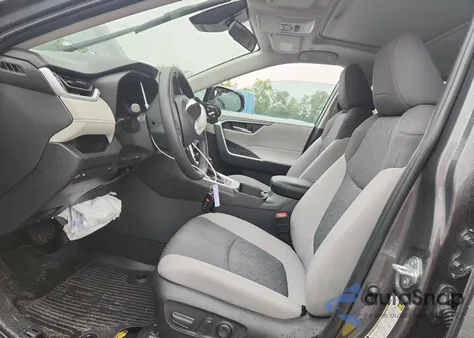 2023 Toyota Rav4 Xle from USA, damaged, VIN 2T3W1RFV4PW285743